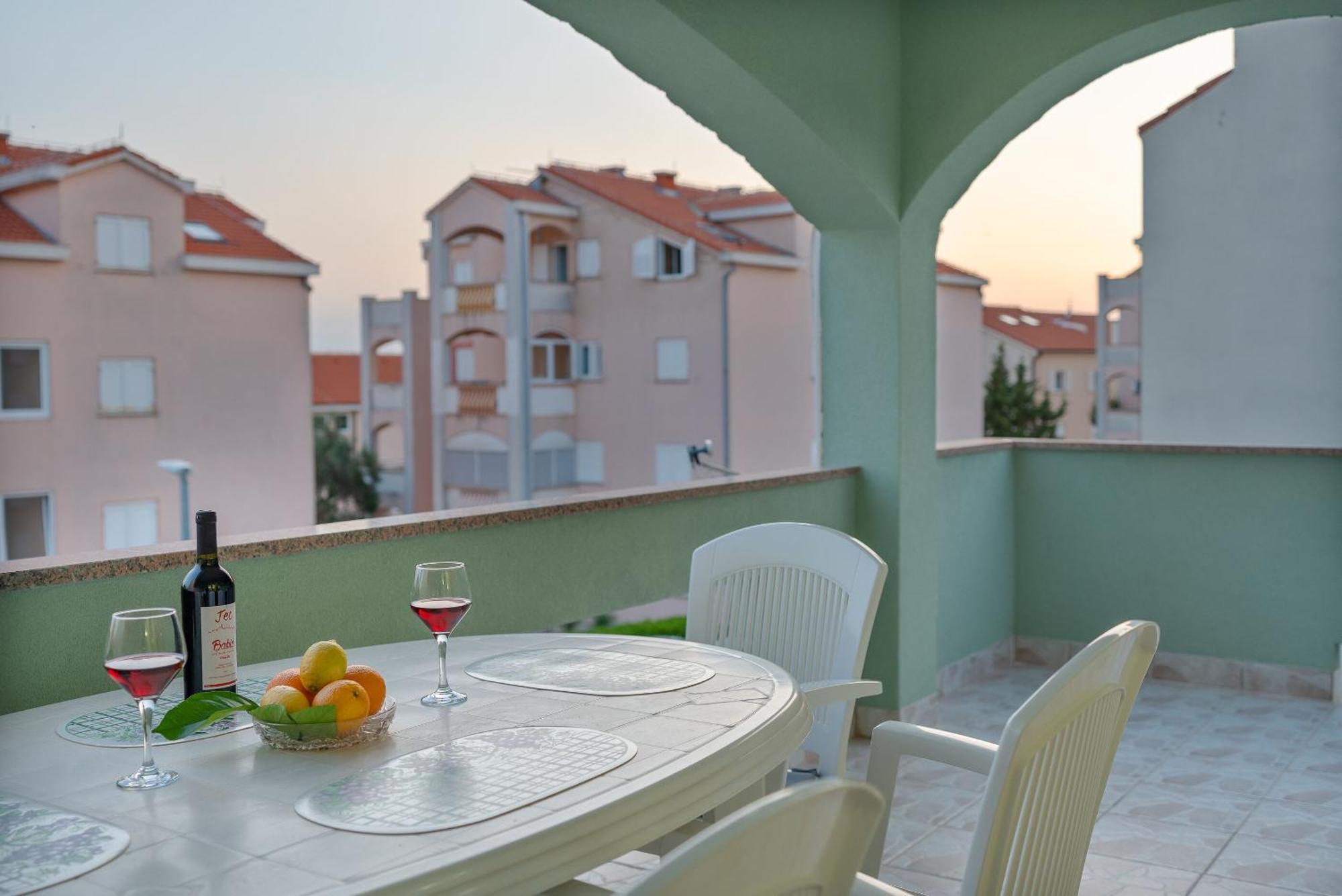 Apartments Jasna Novalja Kültér fotó